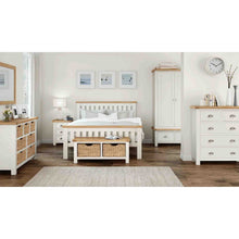 Load image into Gallery viewer, Daymer Cream 6 ft Bed