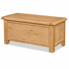 Load image into Gallery viewer, Zelah Oak Blanket Box