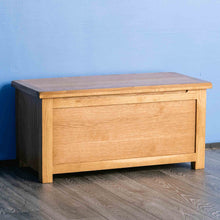 Load image into Gallery viewer, Surrey Oak Blanket Box