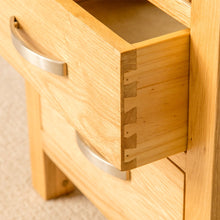 Load image into Gallery viewer, London Oak Bedroom Set -4 Drawer Chest