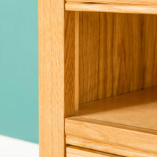 Load image into Gallery viewer, Hampshire Oak 90cm TV Stand