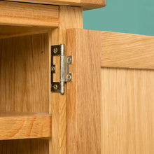 Load image into Gallery viewer, Hampshire Oak 120cm TV Stand