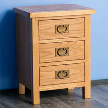 Load image into Gallery viewer, Surrey Oak Bedroom Set - 4 Drawer Chest