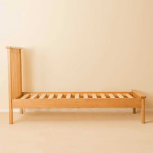 Load image into Gallery viewer, Roseland Oak 3ft Bed
