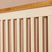 Load image into Gallery viewer, Padstow Cream 4'6" Double Bed

