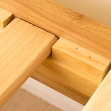 Load image into Gallery viewer, Roseland Oak 4'6ft Bed
