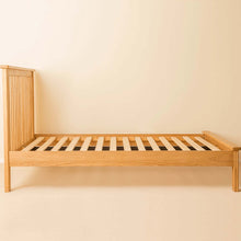 Load image into Gallery viewer, Roseland Oak 5ft Bed
