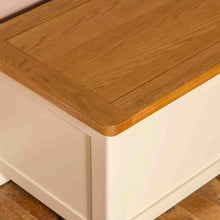 Load image into Gallery viewer, Padstow Cream Blanket Box
