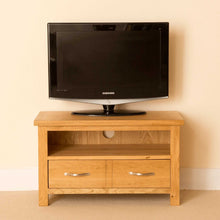 Load image into Gallery viewer, Newlyn Oak 80cm TV Stand
