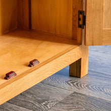 Load image into Gallery viewer, Surrey Oak Small Cupboard
