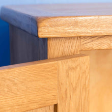 Load image into Gallery viewer, Surrey Oak Small Cupboard
