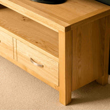 Load image into Gallery viewer, London Oak 90cm TV Stand
