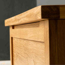 Load image into Gallery viewer, London Oak Blanket Box
