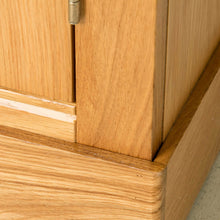 Load image into Gallery viewer, Hampshire Oak Open Display Cabinet
