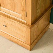 Load image into Gallery viewer, Hampshire Oak Triple Wardrobe
