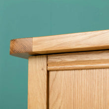 Load image into Gallery viewer, Hampshire Oak Blanket Box
