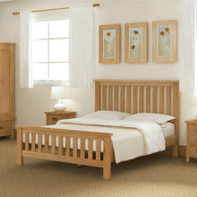 Load image into Gallery viewer, Lanner Oak 5' Bed
